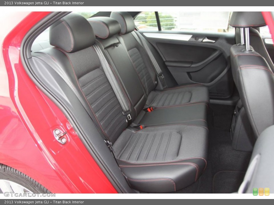 Titan Black Interior Photo for the 2013 Volkswagen Jetta GLI #70934527