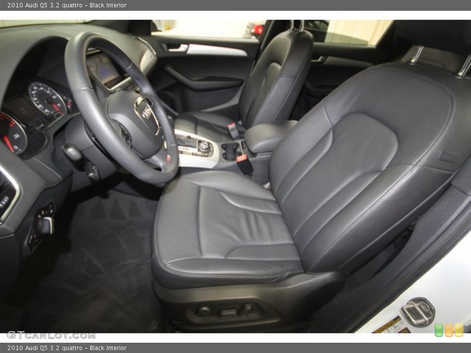 Black Interior Photo for the 2010 Audi Q5 3.2 quattro #70938268