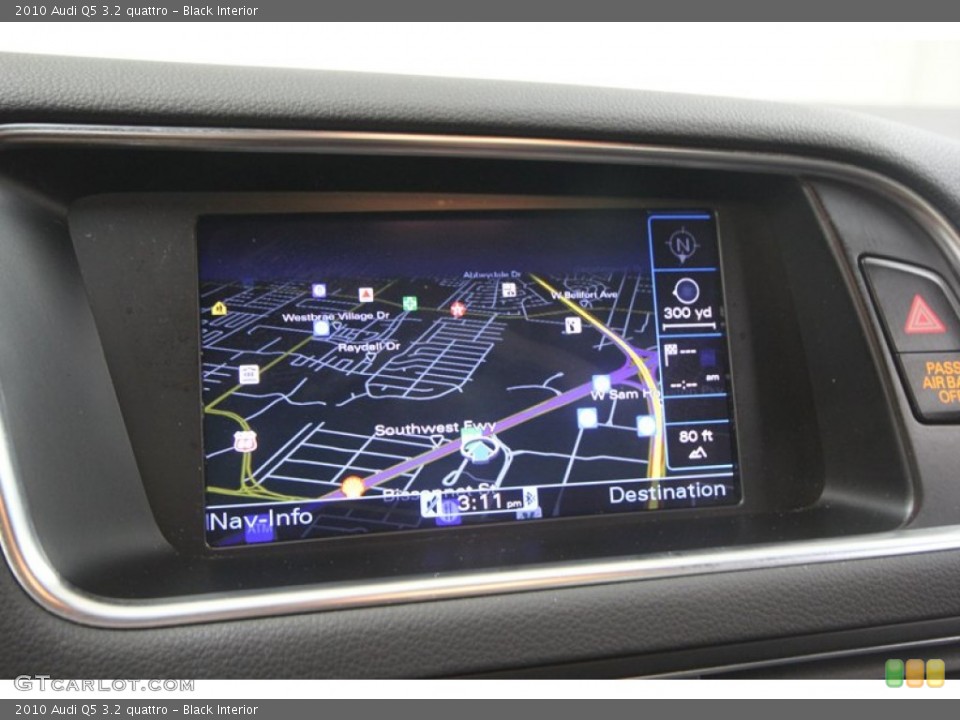 Black Interior Navigation for the 2010 Audi Q5 3.2 quattro #70938454