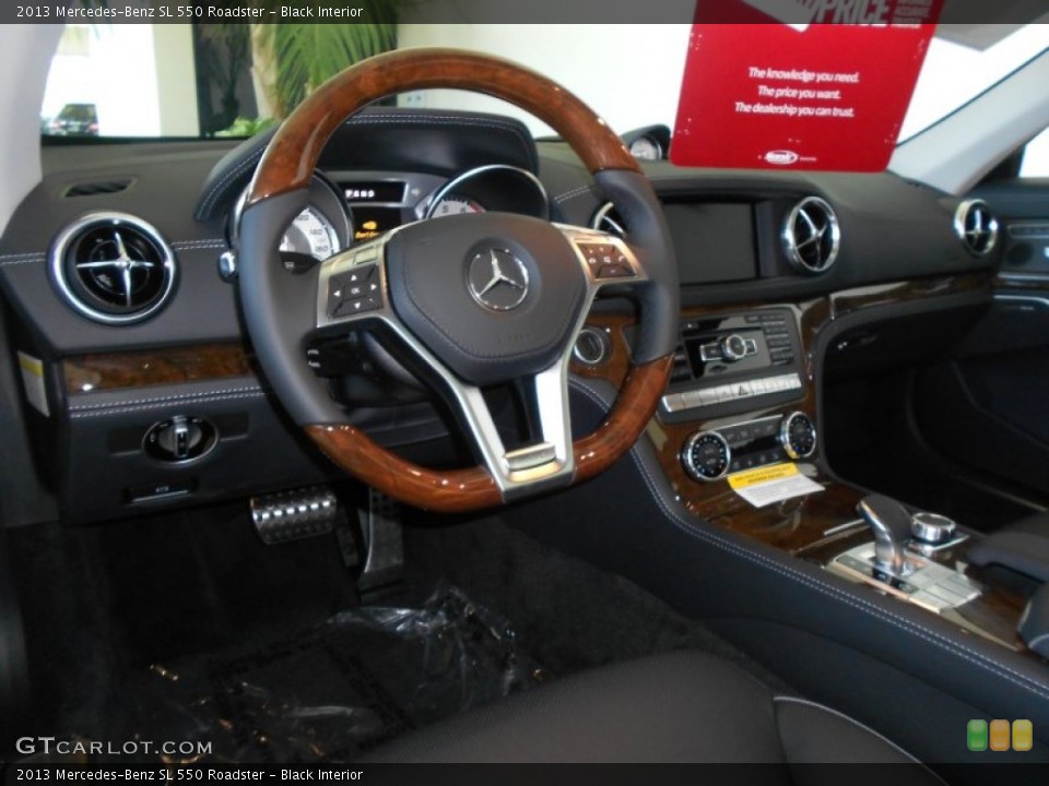 Black Interior Photo for the 2013 Mercedes-Benz SL 550 Roadster #70942396