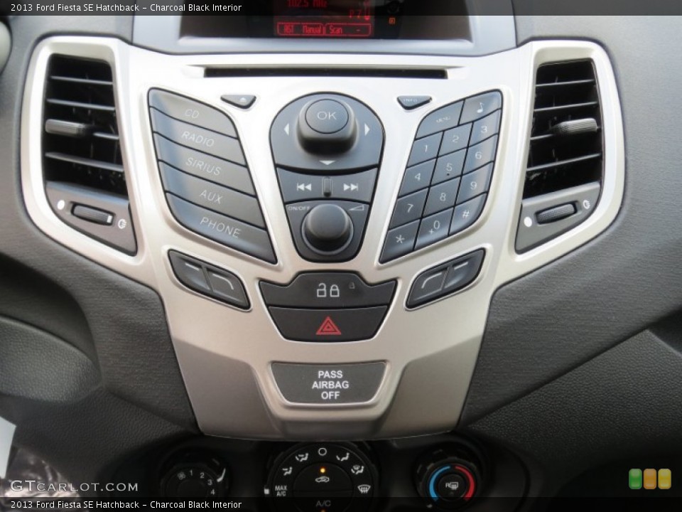 Charcoal Black Interior Controls for the 2013 Ford Fiesta SE Hatchback #70948087
