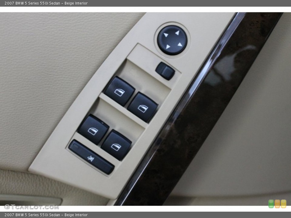 Beige Interior Controls for the 2007 BMW 5 Series 550i Sedan #70969297