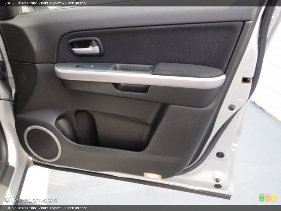 Black Interior Door Panel for the 2006 Suzuki Grand Vitara XSport #70988905