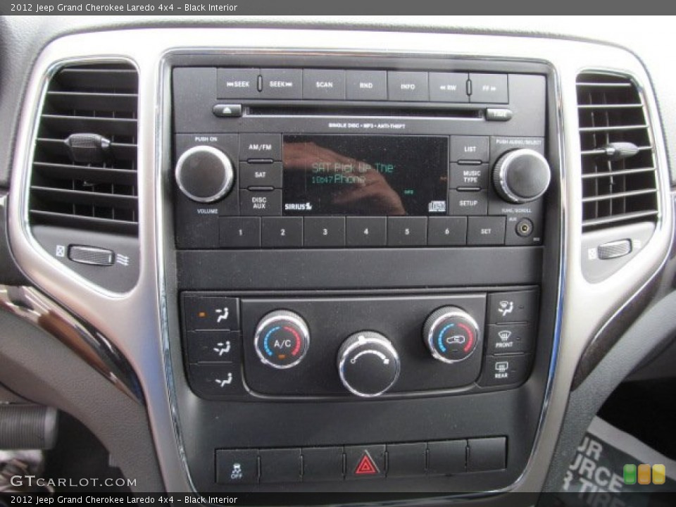 Black Interior Controls for the 2012 Jeep Grand Cherokee Laredo 4x4 #71004077