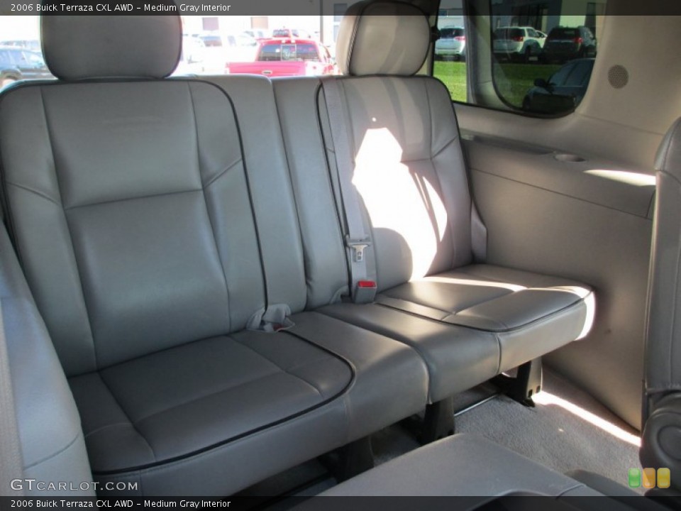 Medium Gray Interior Rear Seat for the 2006 Buick Terraza CXL AWD #71021579
