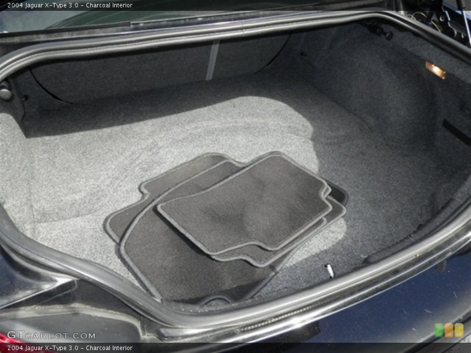 Charcoal Interior Trunk for the 2004 Jaguar X-Type 3.0 #71045255