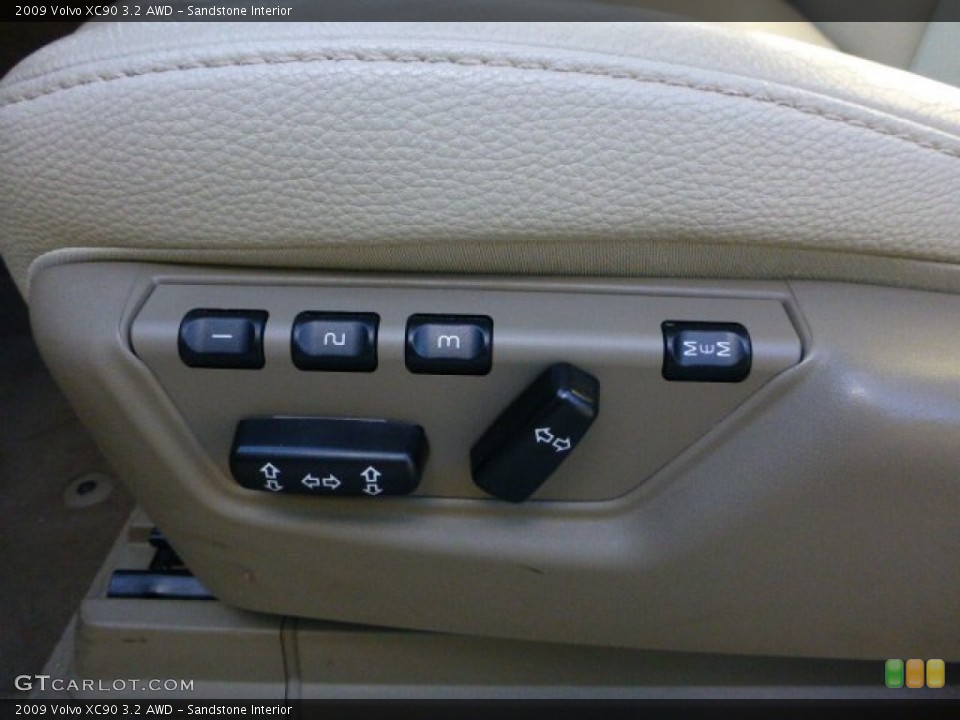 Sandstone Interior Controls for the 2009 Volvo XC90 3.2 AWD #71056361