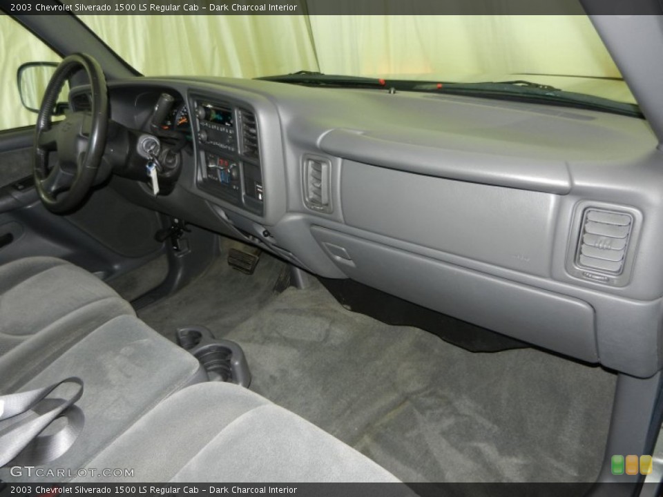 Dark Charcoal Interior Dashboard for the 2003 Chevrolet Silverado 1500 LS Regular Cab #71059826