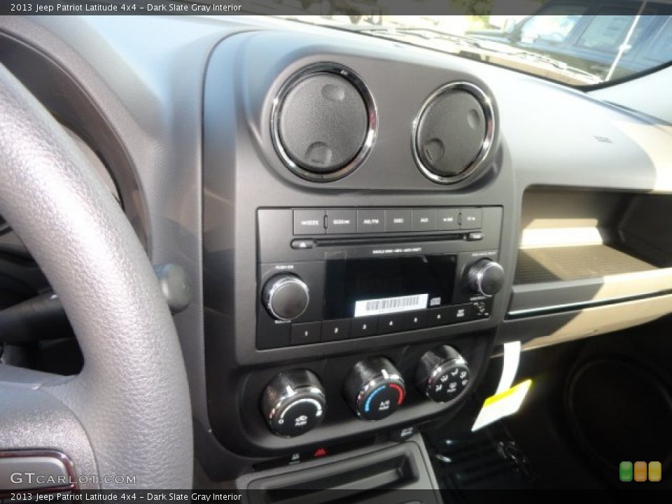 Dark Slate Gray Interior Controls for the 2013 Jeep Patriot Latitude 4x4 #71061773