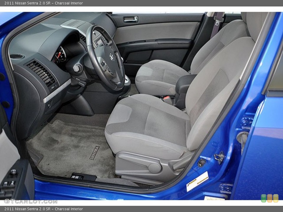 Charcoal Interior Photo for the 2011 Nissan Sentra 2.0 SR #71063962