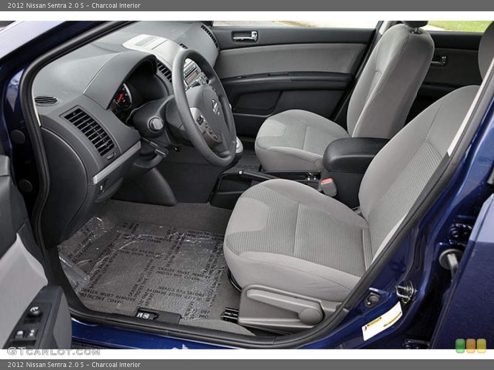 Charcoal Interior Photo for the 2012 Nissan Sentra 2.0 S #71064634