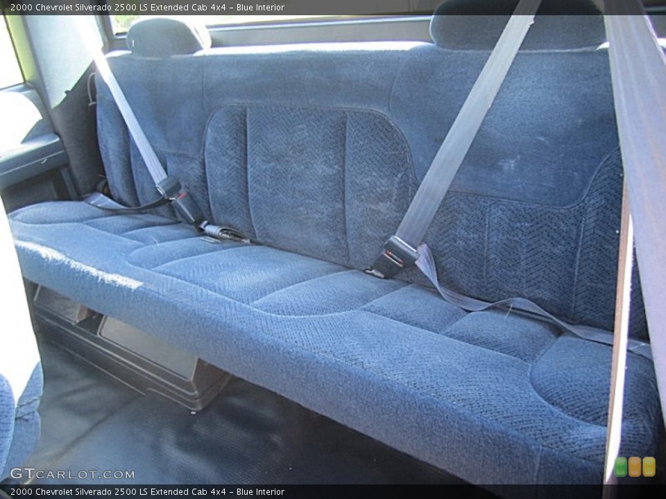 Blue Interior Rear Seat for the 2000 Chevrolet Silverado 2500 LS Extended Cab 4x4 #71068033