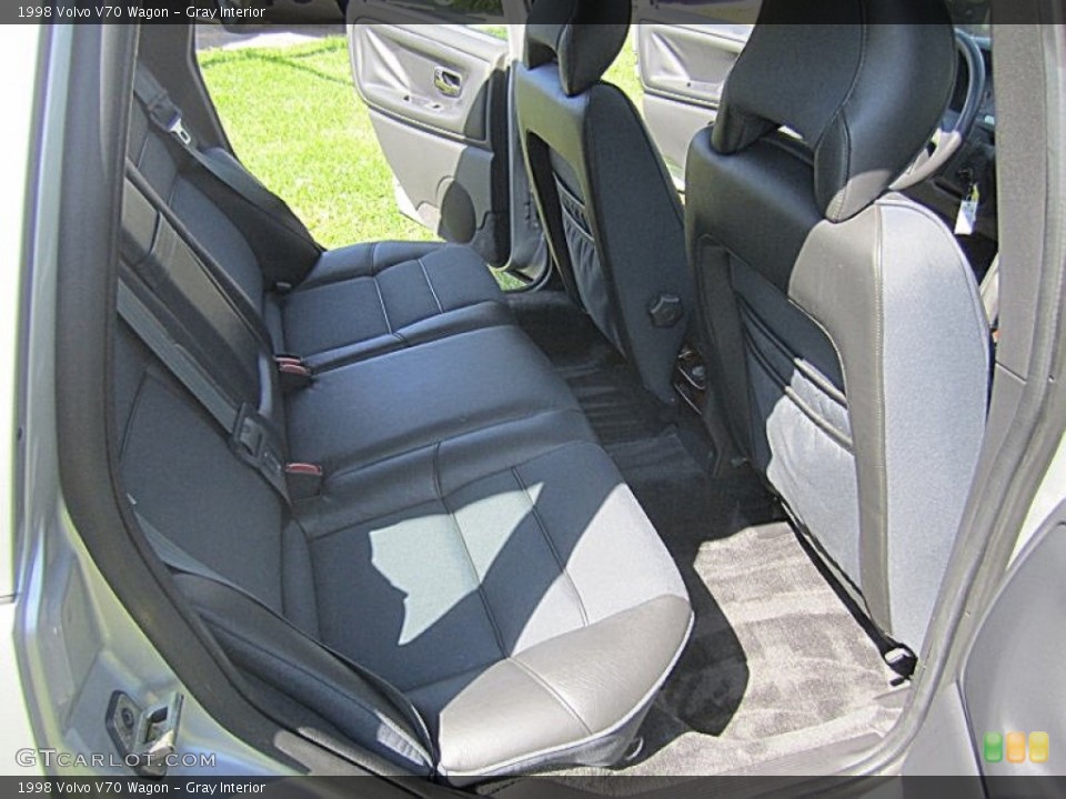 Gray Interior Rear Seat for the 1998 Volvo V70 Wagon #71068666