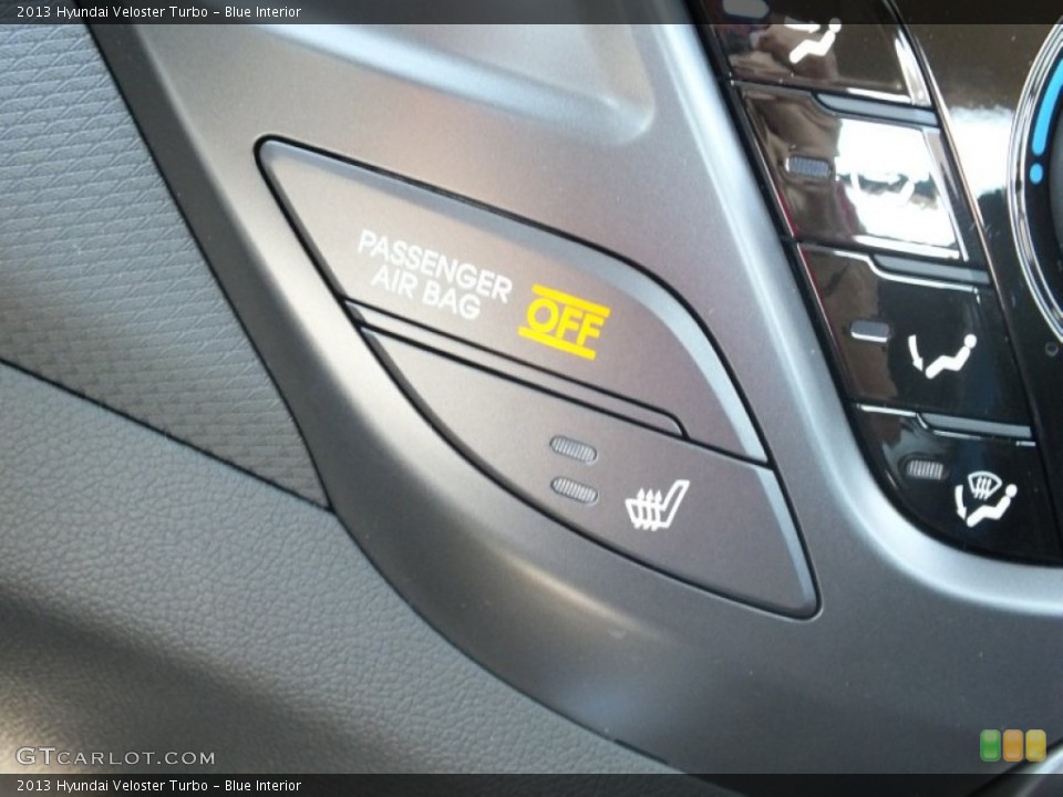 Blue Interior Controls for the 2013 Hyundai Veloster Turbo #71071954