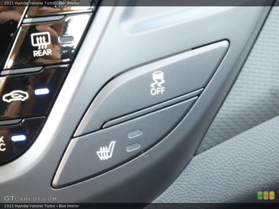 Blue Interior Controls for the 2013 Hyundai Veloster Turbo #71071963