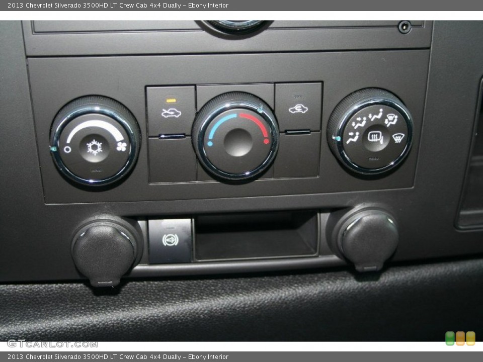 Ebony Interior Controls for the 2013 Chevrolet Silverado 3500HD LT Crew Cab 4x4 Dually #71078659