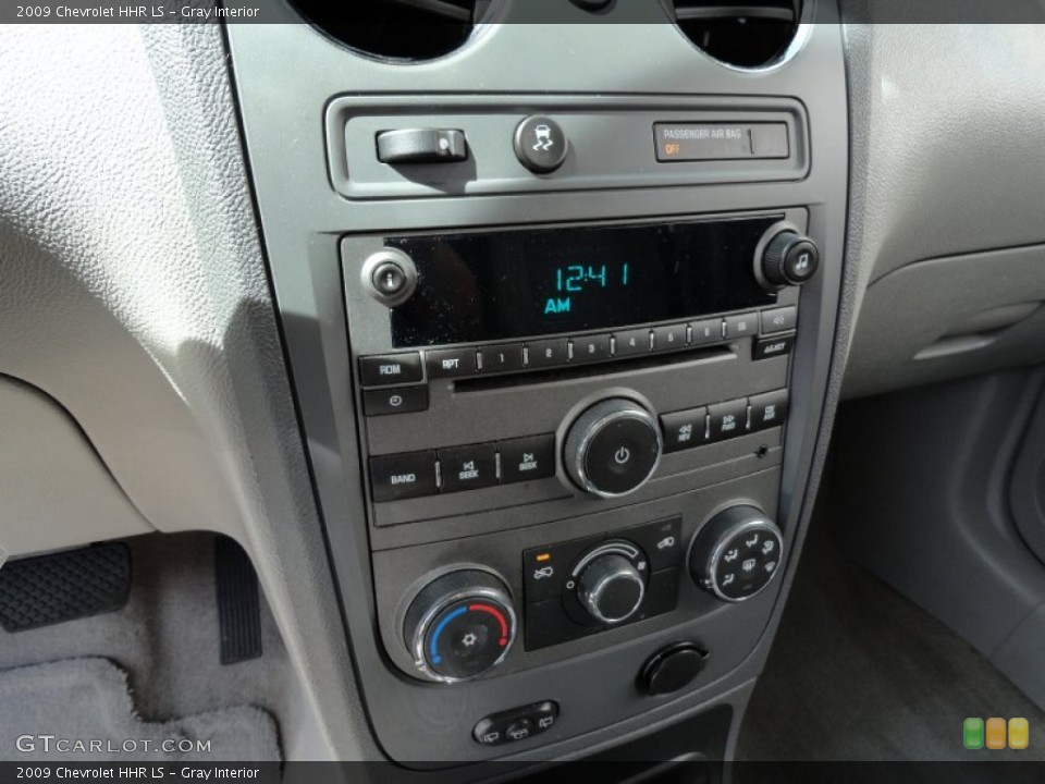 Gray Interior Controls for the 2009 Chevrolet HHR LS #71081407