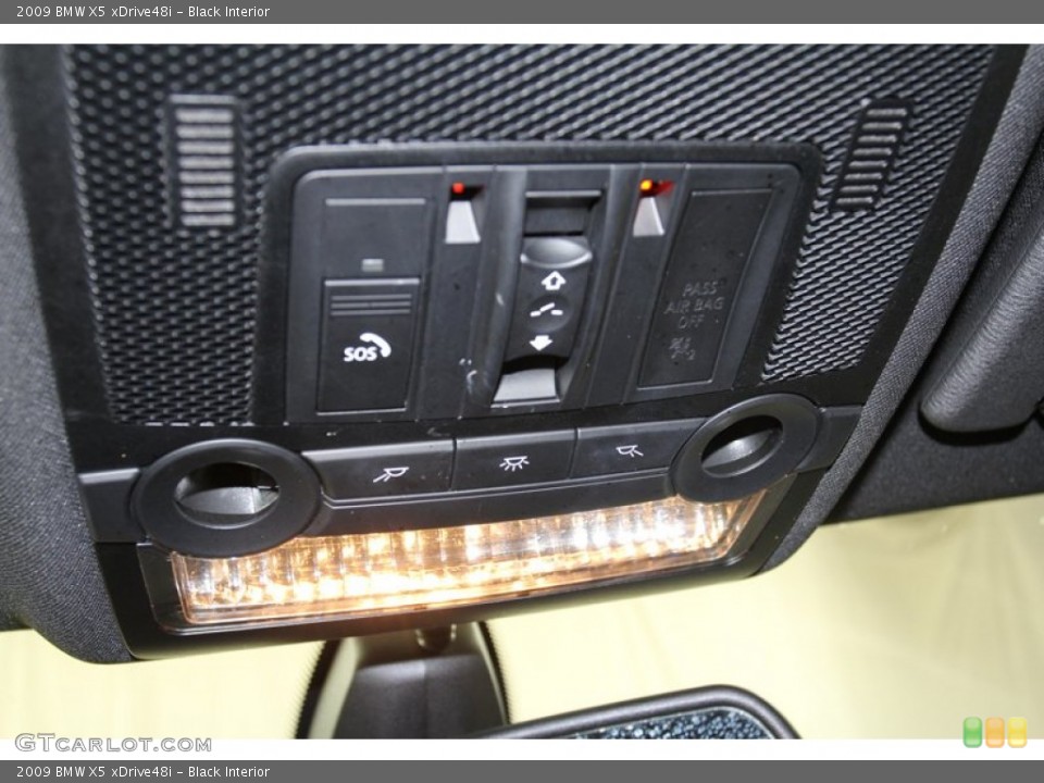 Black Interior Controls for the 2009 BMW X5 xDrive48i #71084638