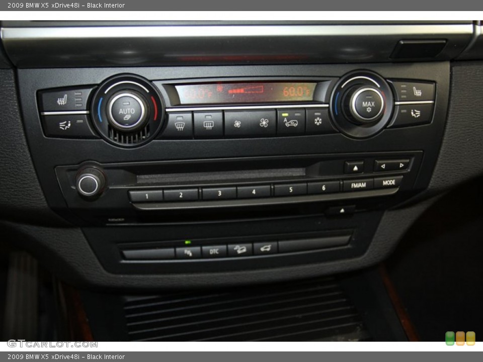 Black Interior Controls for the 2009 BMW X5 xDrive48i #71084665