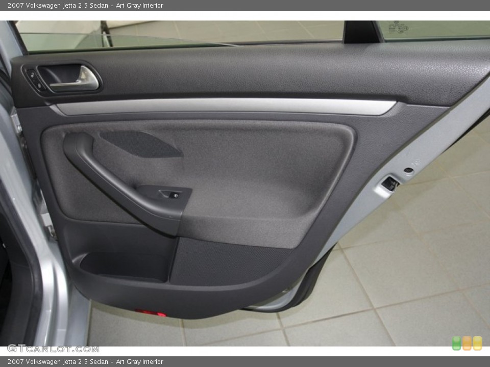 Art Gray Interior Door Panel for the 2007 Volkswagen Jetta 2.5 Sedan #71086141