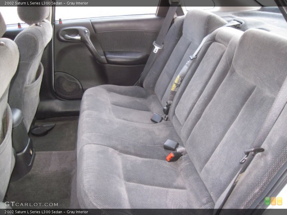 Gray Interior Rear Seat for the 2002 Saturn L Series L300 Sedan #71089501
