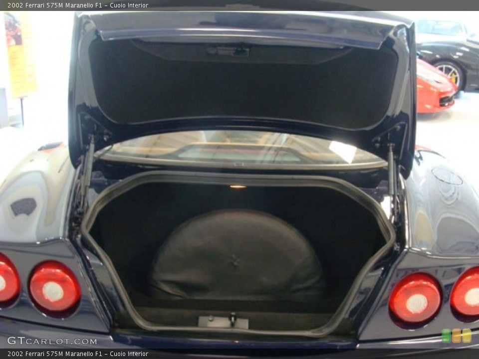 Cuoio Interior Trunk for the 2002 Ferrari 575M Maranello F1 #71100943