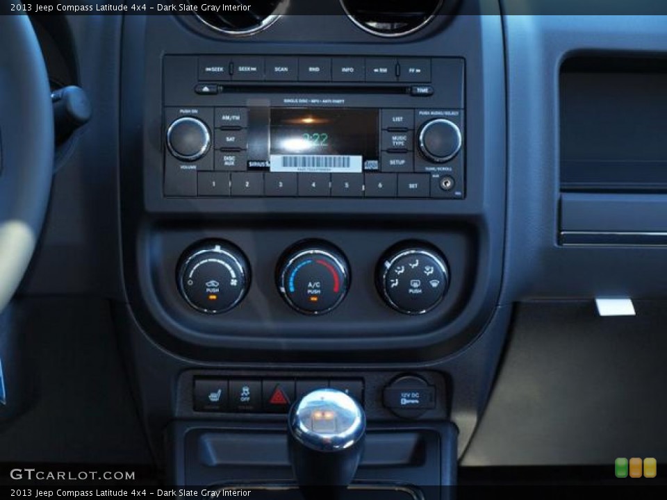 Dark Slate Gray Interior Controls for the 2013 Jeep Compass Latitude 4x4 #71104780
