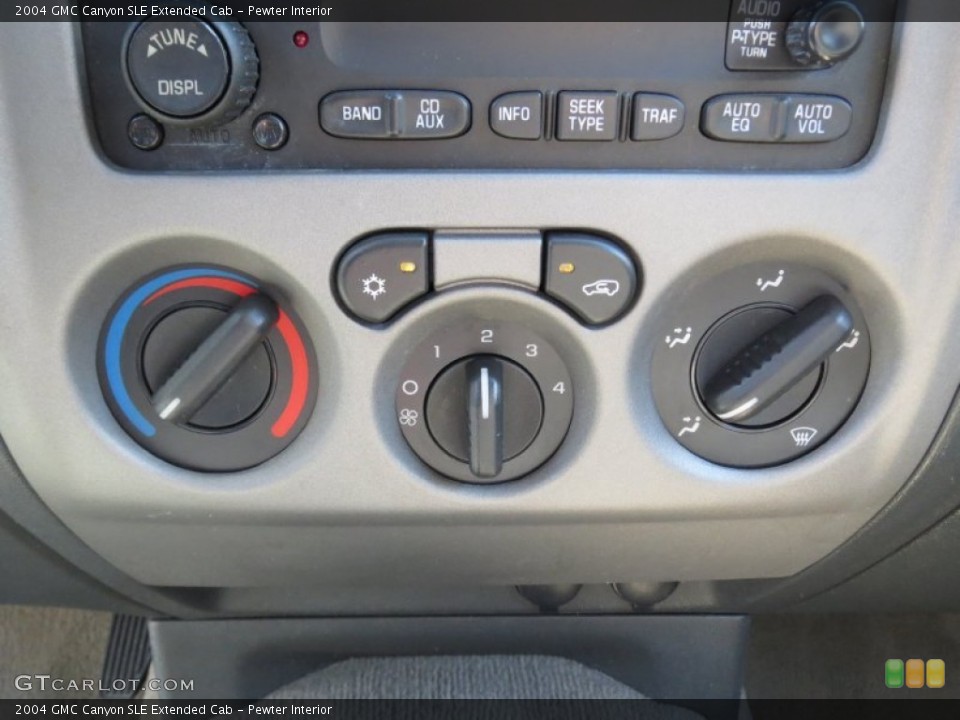 Pewter Interior Controls for the 2004 GMC Canyon SLE Extended Cab #71118660