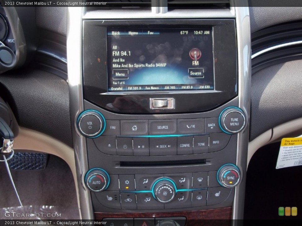 Cocoa/Light Neutral Interior Controls for the 2013 Chevrolet Malibu LT #71124497