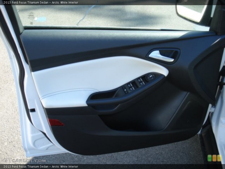 Arctic White Interior Door Panel for the 2013 Ford Focus Titanium Sedan #71130914