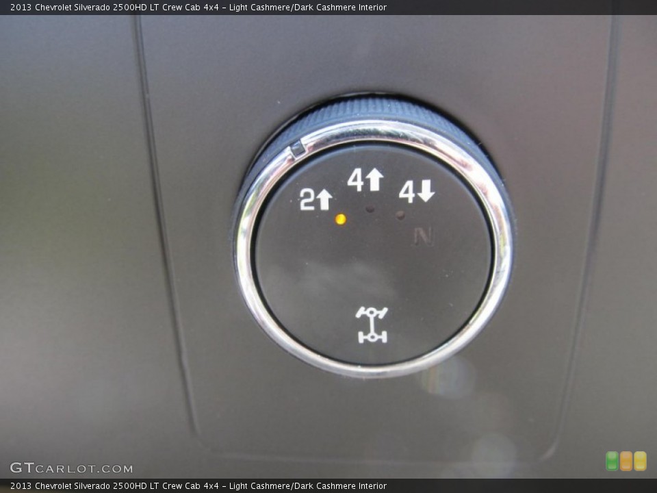 Light Cashmere/Dark Cashmere Interior Controls for the 2013 Chevrolet Silverado 2500HD LT Crew Cab 4x4 #71140326