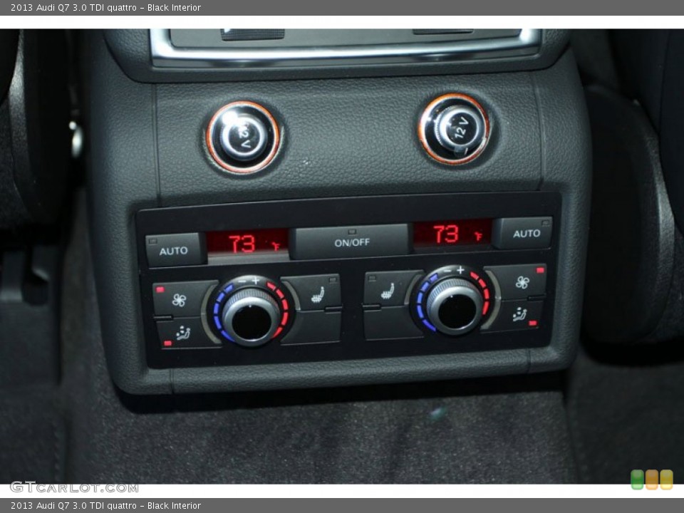 Black Interior Controls for the 2013 Audi Q7 3.0 TDI quattro #71144751