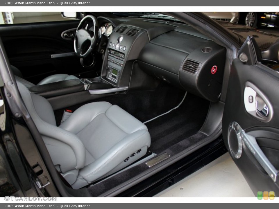 Quail Gray Interior Photo for the 2005 Aston Martin Vanquish S #71160168