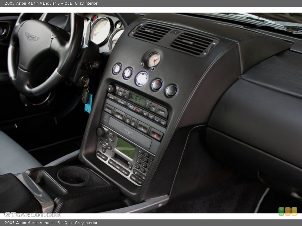 Quail Gray Interior Controls for the 2005 Aston Martin Vanquish S #71160324