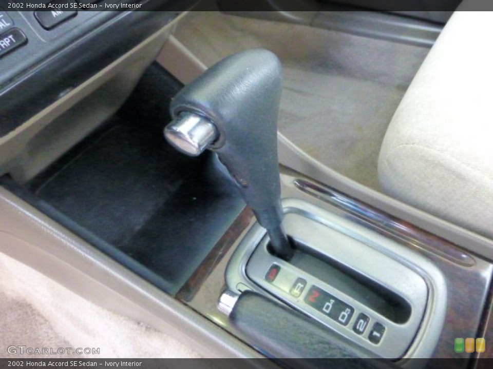 Ivory Interior Transmission for the 2002 Honda Accord SE Sedan #71177175
