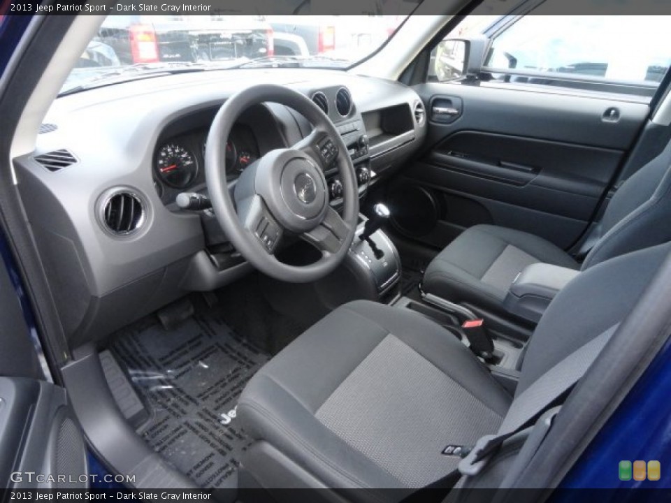 Dark Slate Gray Interior Photo for the 2013 Jeep Patriot Sport #71197117