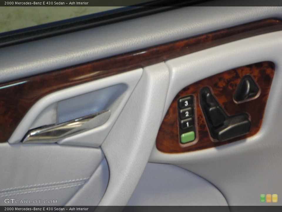 Ash Interior Controls for the 2000 Mercedes-Benz E 430 Sedan #71209345