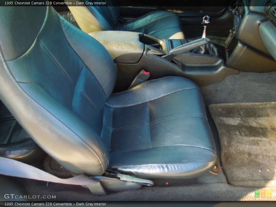 Dark Gray Interior Photo for the 1995 Chevrolet Camaro Z28 Convertible #71221216