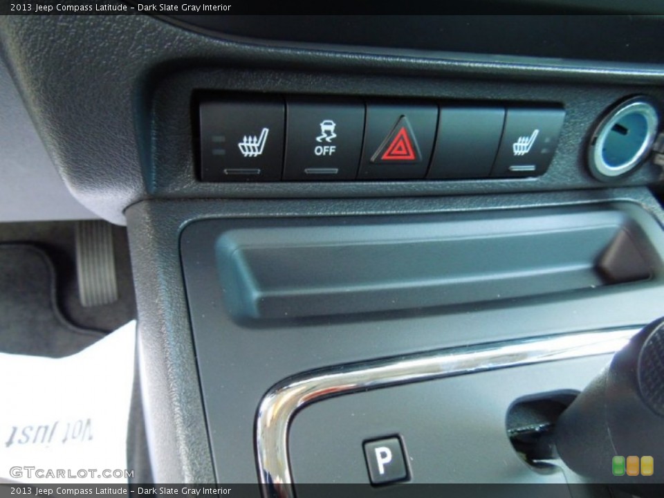 Dark Slate Gray Interior Controls for the 2013 Jeep Compass Latitude #71221798