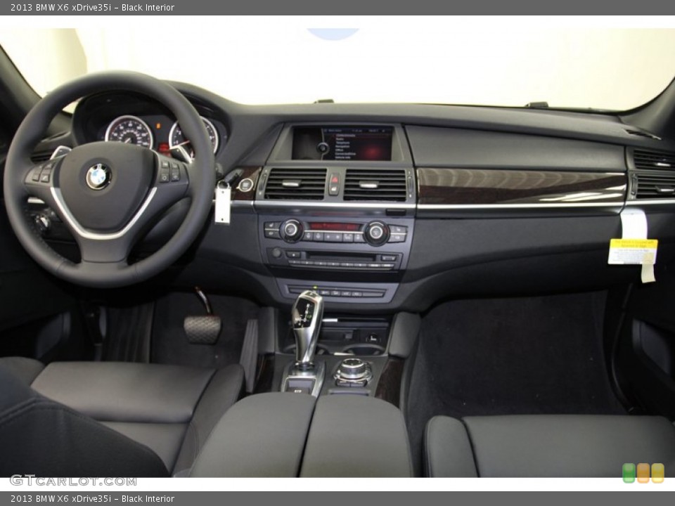 Black Interior Dashboard for the 2013 BMW X6 xDrive35i #71242126