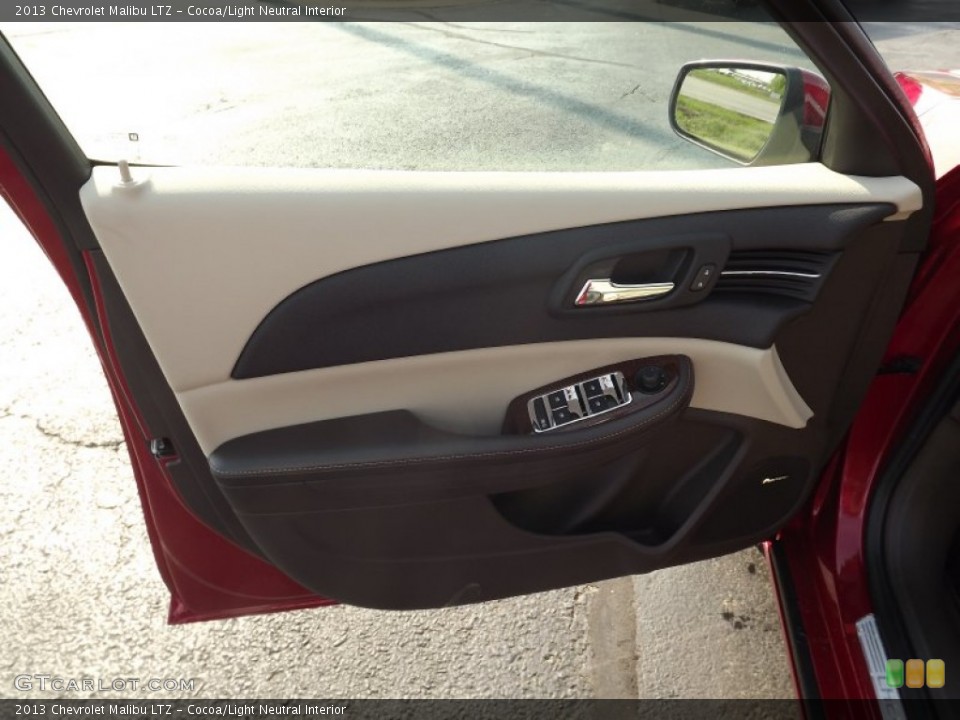 Cocoa/Light Neutral Interior Door Panel for the 2013 Chevrolet Malibu LTZ #71244826