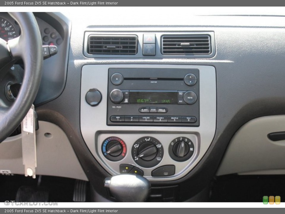Dark Flint/Light Flint Interior Controls for the 2005 Ford Focus ZX5 SE Hatchback #71247877