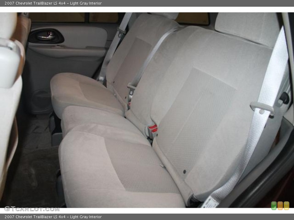 Light Gray Interior Rear Seat for the 2007 Chevrolet TrailBlazer LS 4x4 #71266648