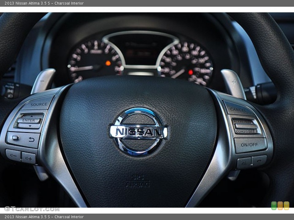 Charcoal Interior Controls for the 2013 Nissan Altima 3.5 S #71276104