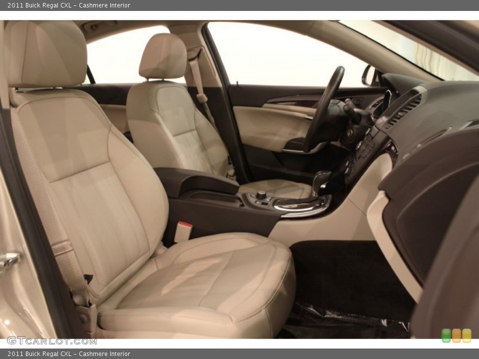 Cashmere Interior Photo for the 2011 Buick Regal CXL #71277045