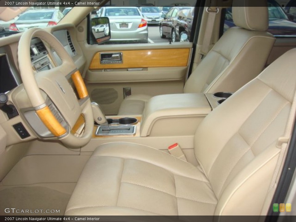 Camel Interior Photo for the 2007 Lincoln Navigator Ultimate 4x4 #71278071