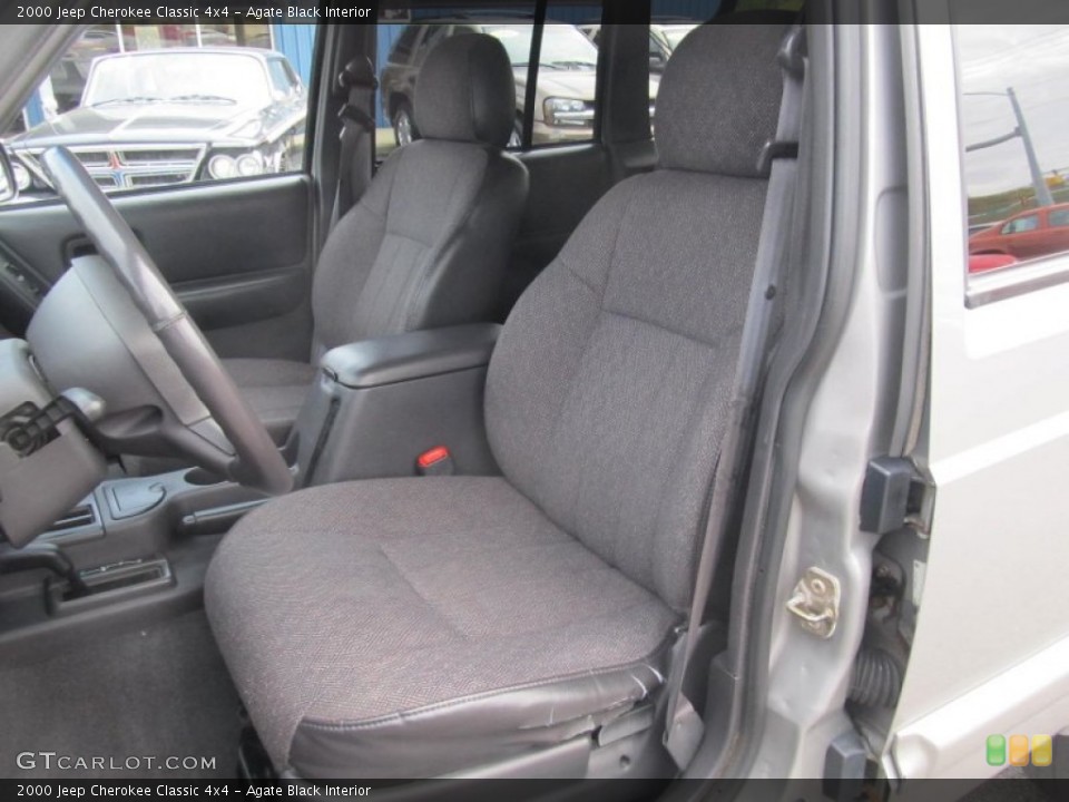 Agate Black Interior Photo for the 2000 Jeep Cherokee Classic 4x4 #71283364