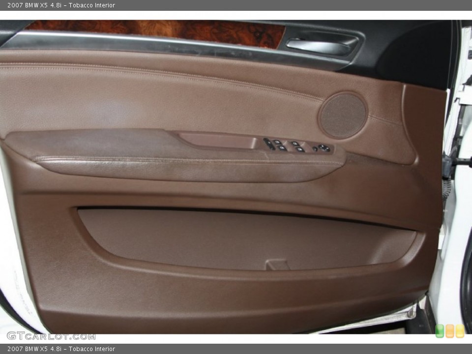 Tobacco Interior Door Panel for the 2007 BMW X5 4.8i #71285758
