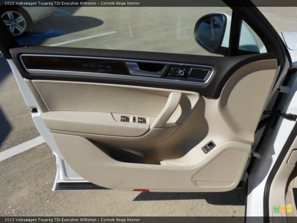 Cornsilk Beige Interior Door Panel for the 2013 Volkswagen Touareg TDI Executive 4XMotion #71300296
