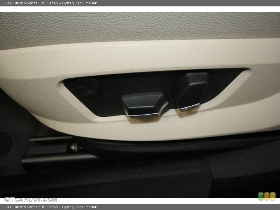 Oyster/Black Interior Controls for the 2013 BMW 5 Series 535i Sedan #71300329